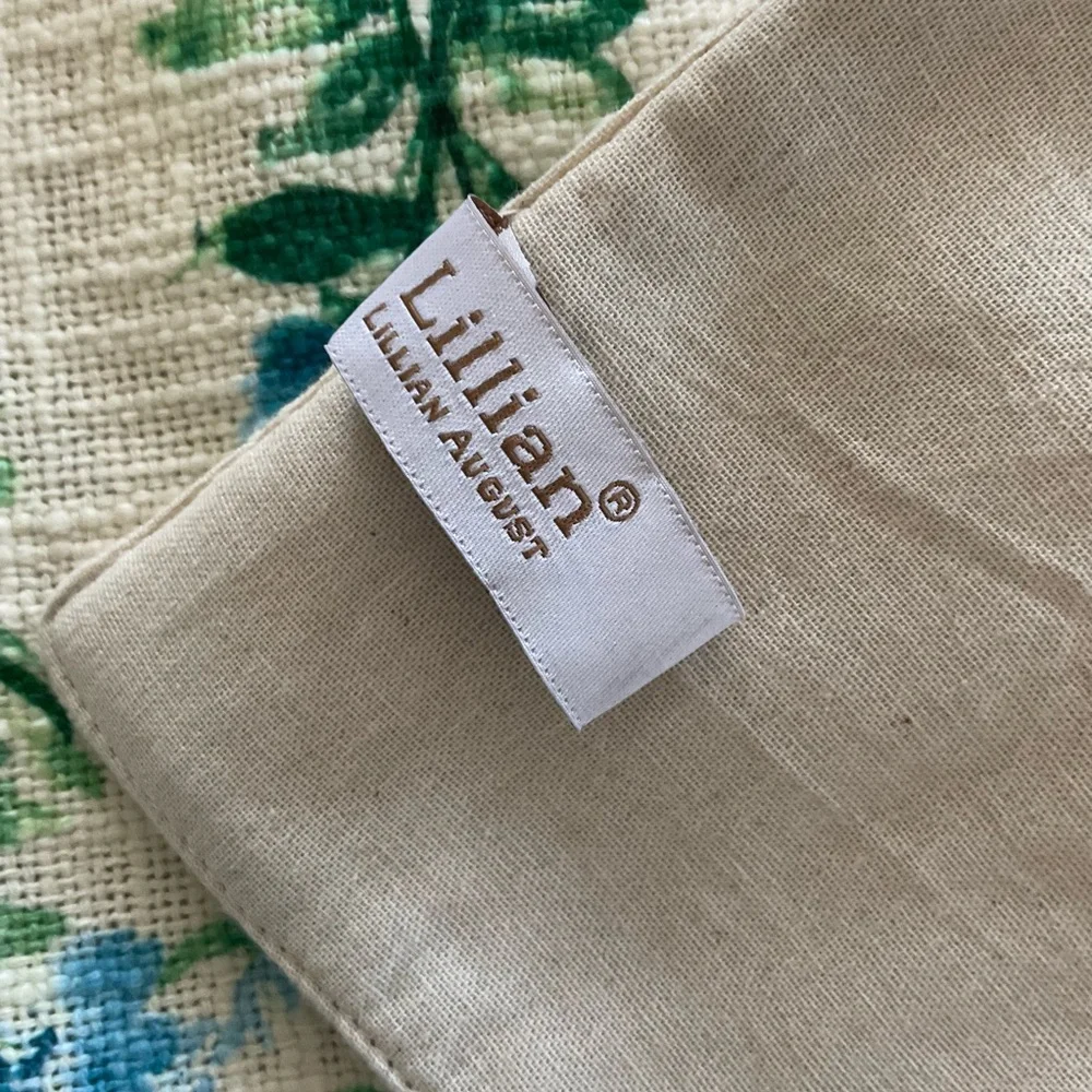 Lillian by Lillian August French Farmhouse Table Runner 14”x48” Cream Floral NEW